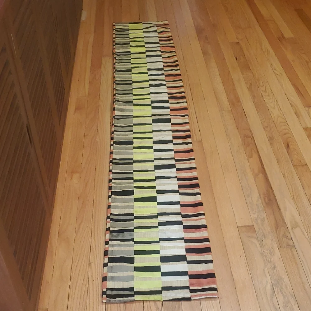 Crate & Barrel Multicolor Anders Runner